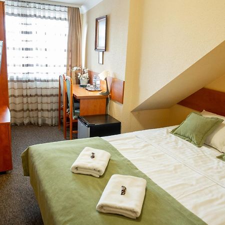 Motel Arkadia コシャリン エクステリア 写真