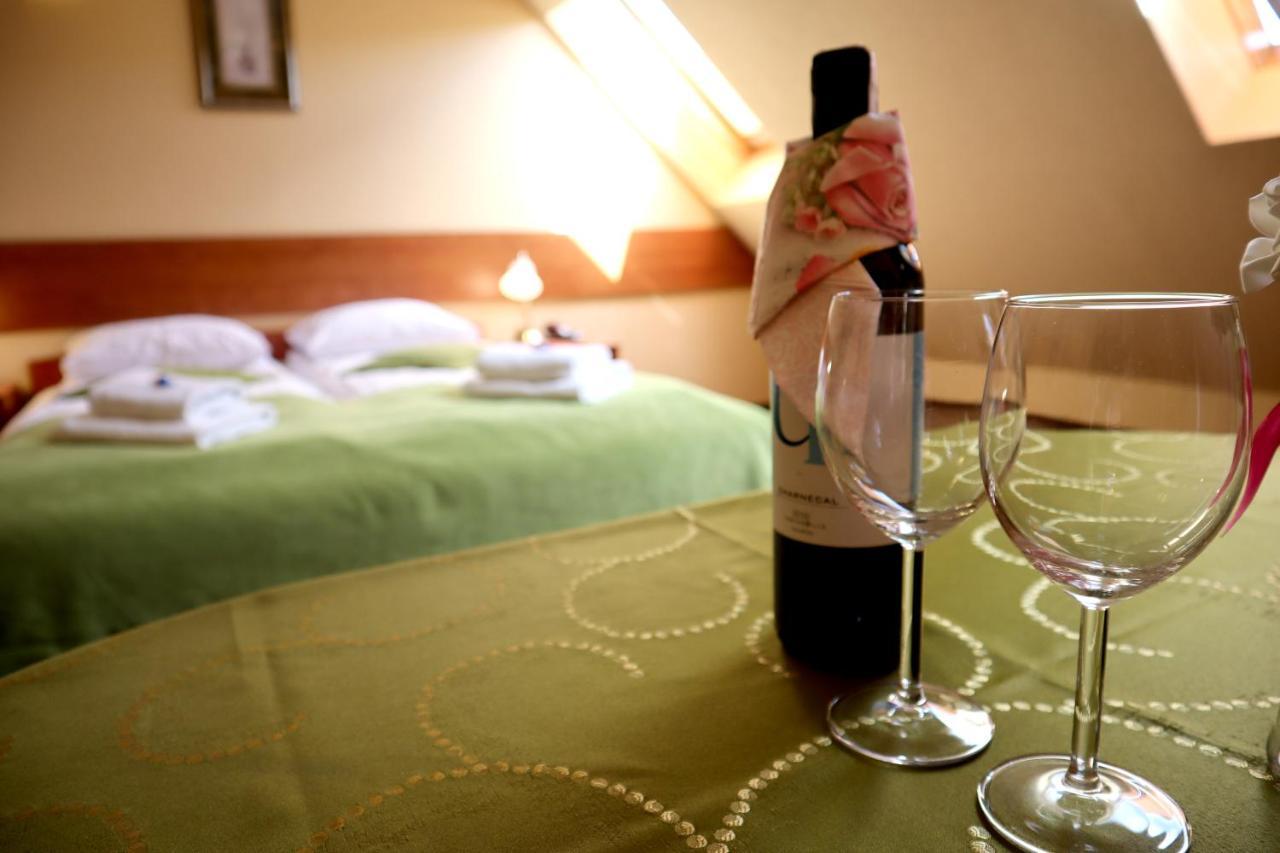 Motel Arkadia コシャリン エクステリア 写真