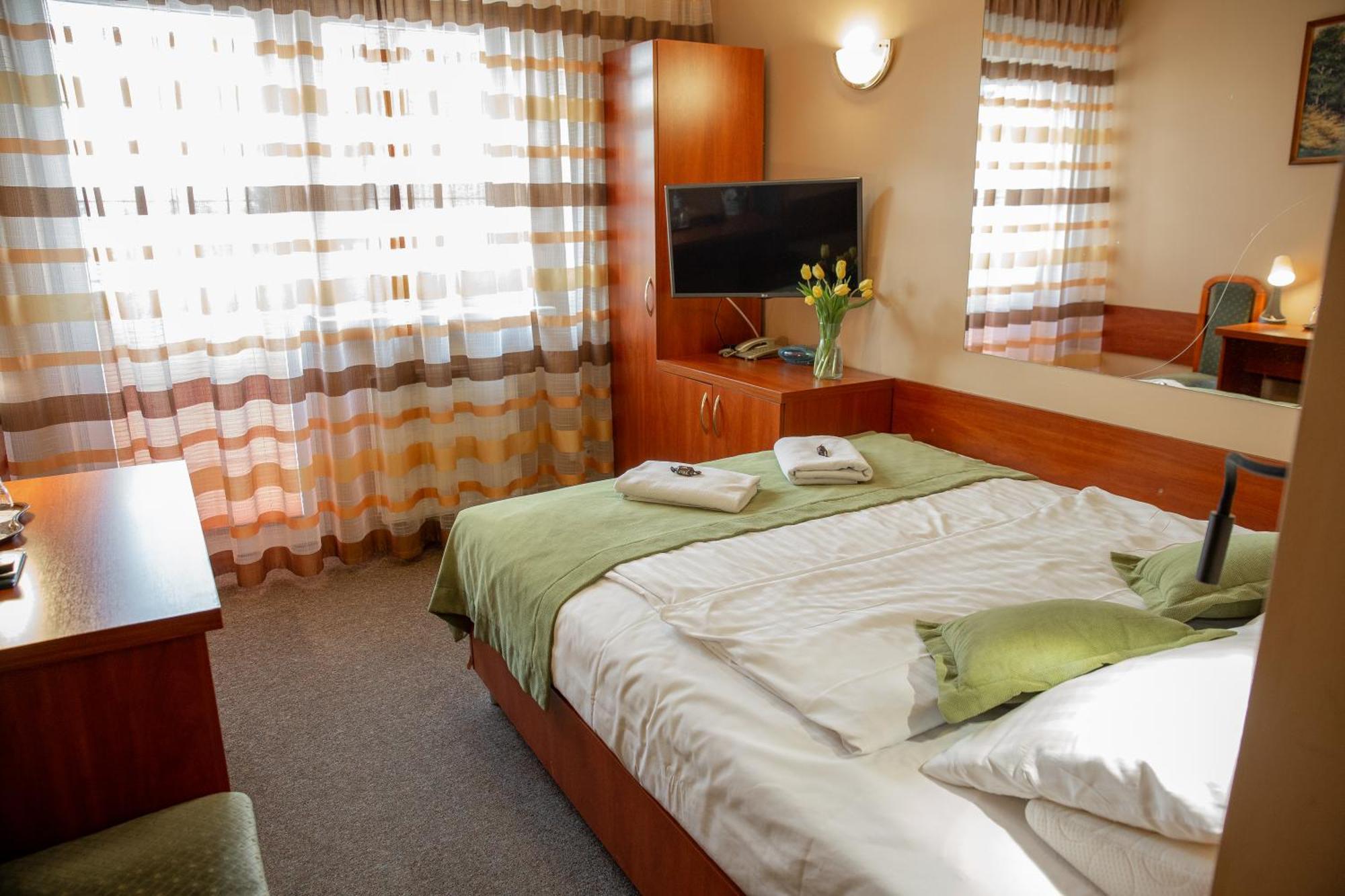 Motel Arkadia コシャリン エクステリア 写真
